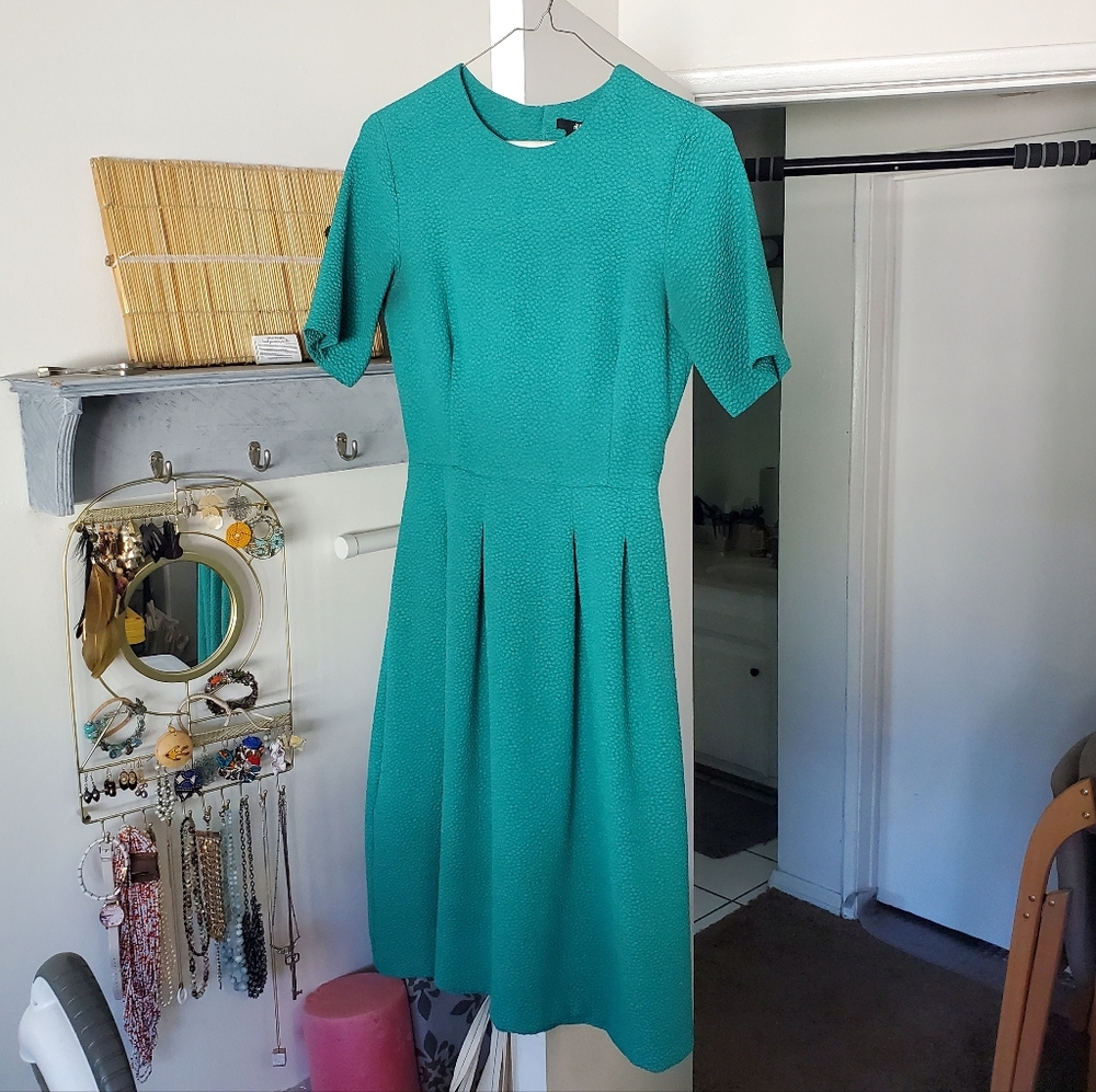 ‼️3 for $12‼️ Classic Green Dress